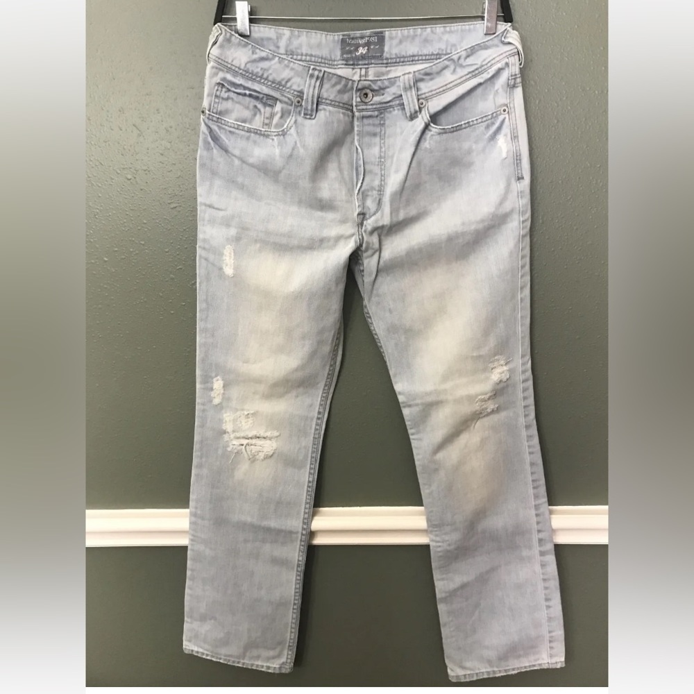Forever 21 Mens LIight Blue Jeans Size 34: Heritage 1981